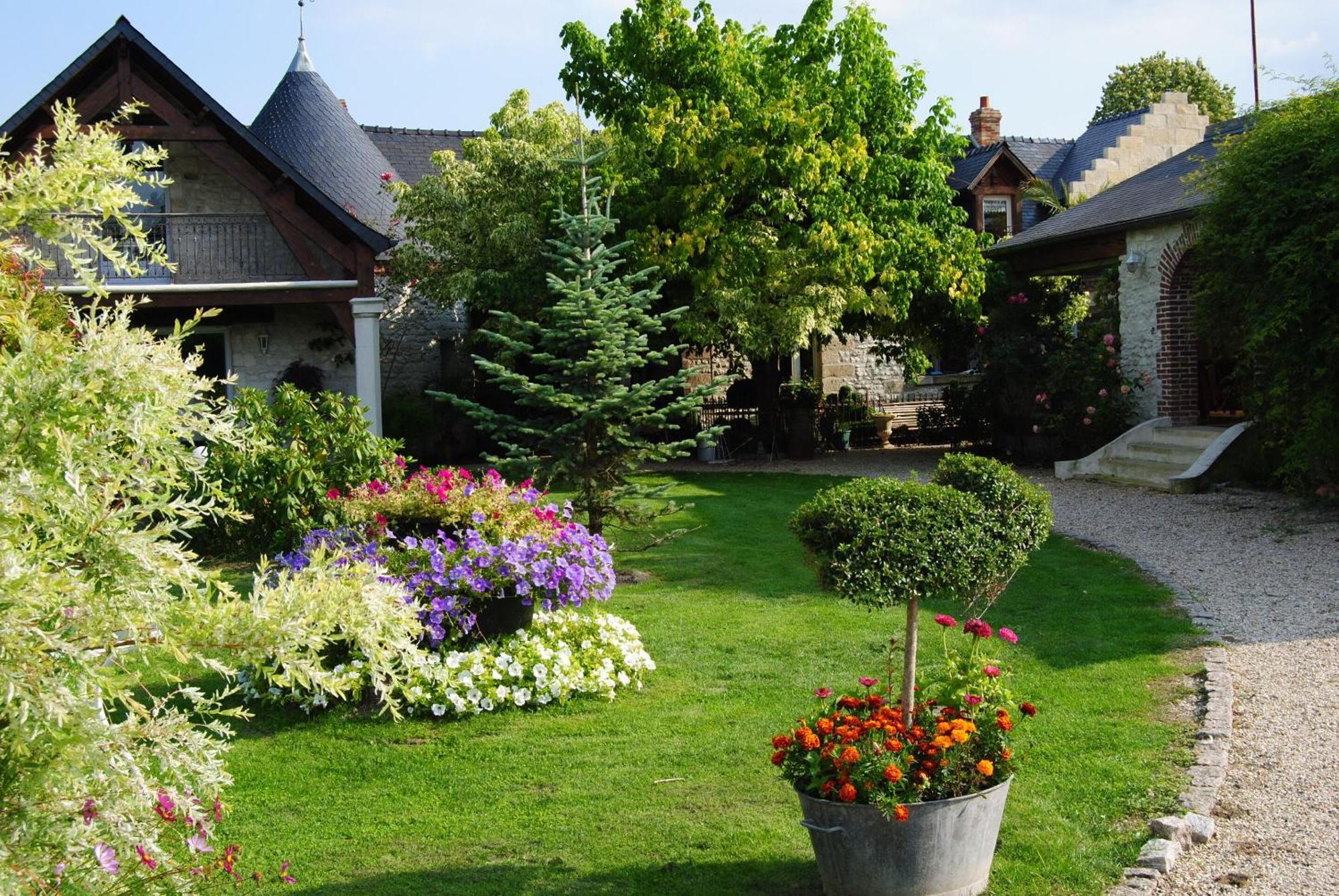 Les Insolites Du Grand Logis Marchais  Luaran gambar