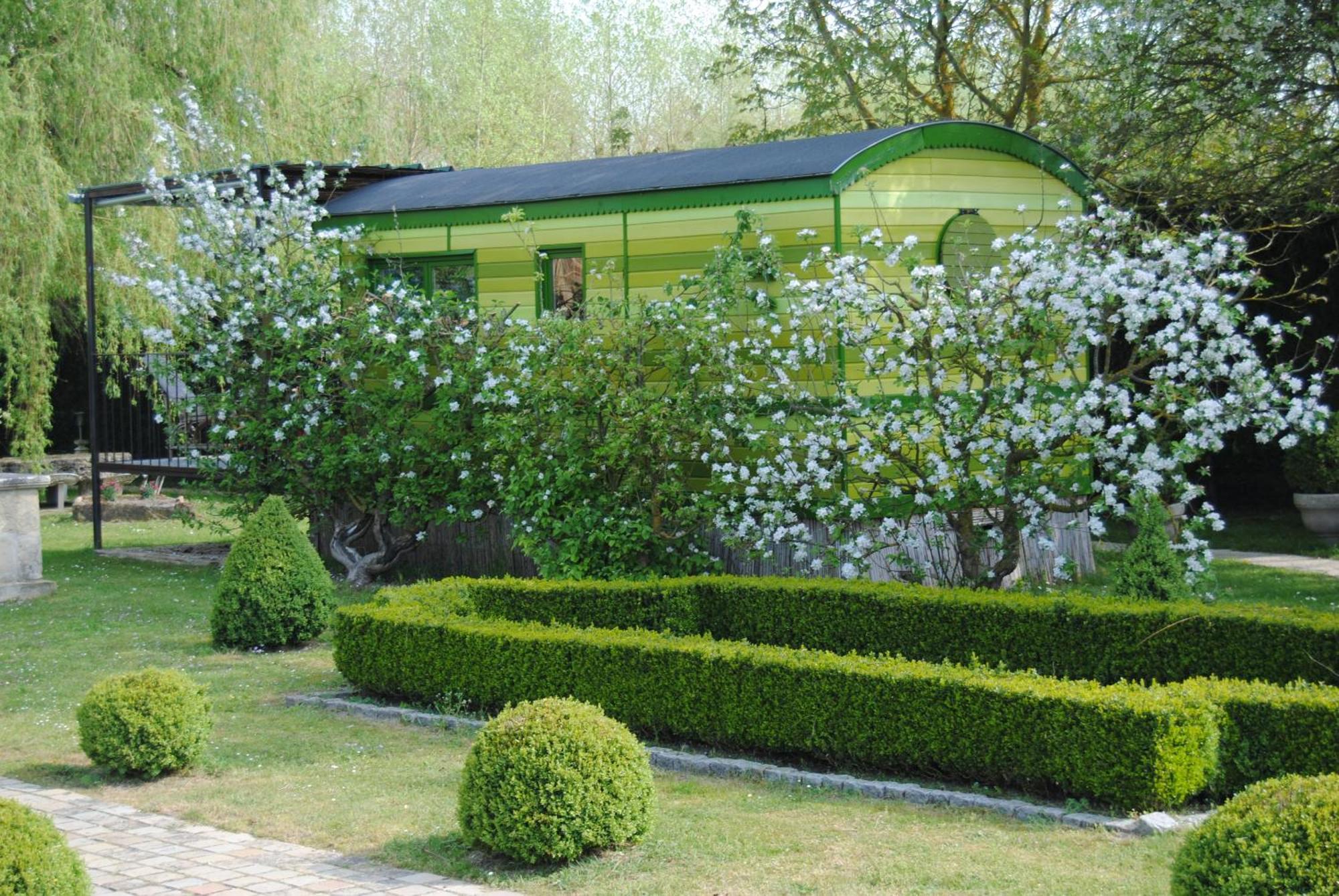 Les Insolites Du Grand Logis Marchais  Bilik gambar