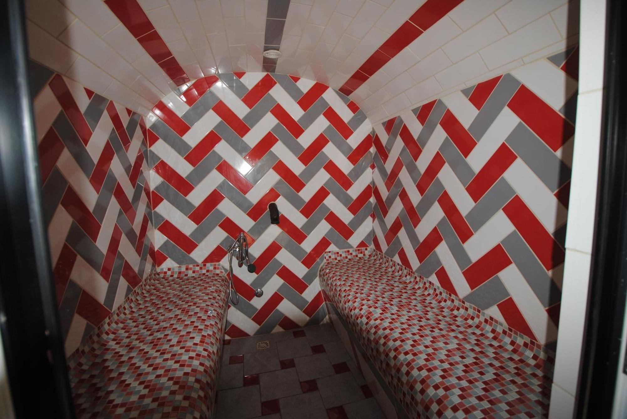 Les Insolites Du Grand Logis Marchais  Bilik gambar