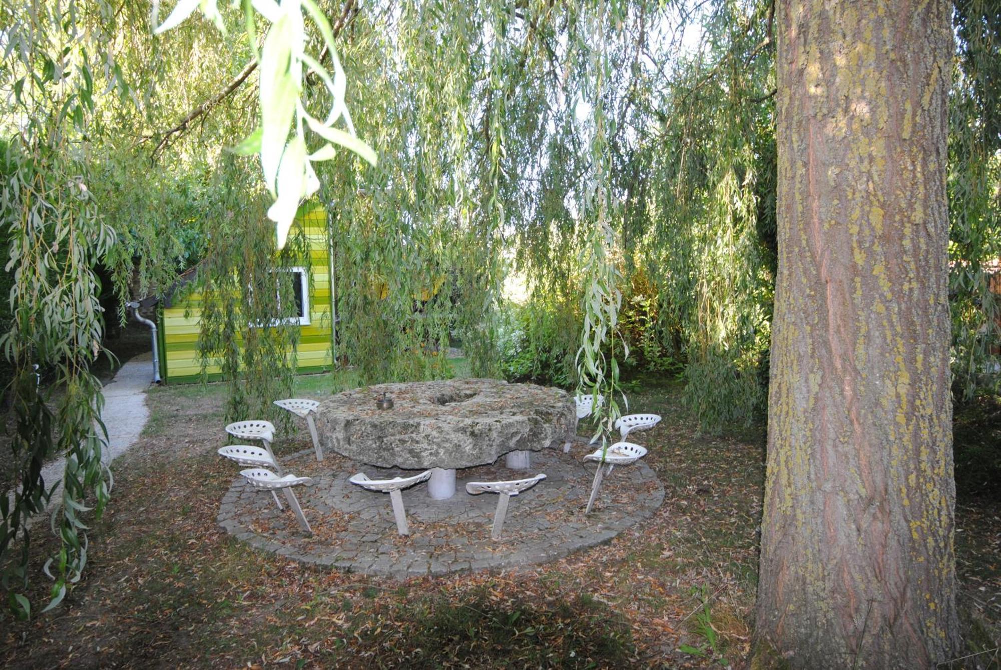 Les Insolites Du Grand Logis Marchais  Bilik gambar