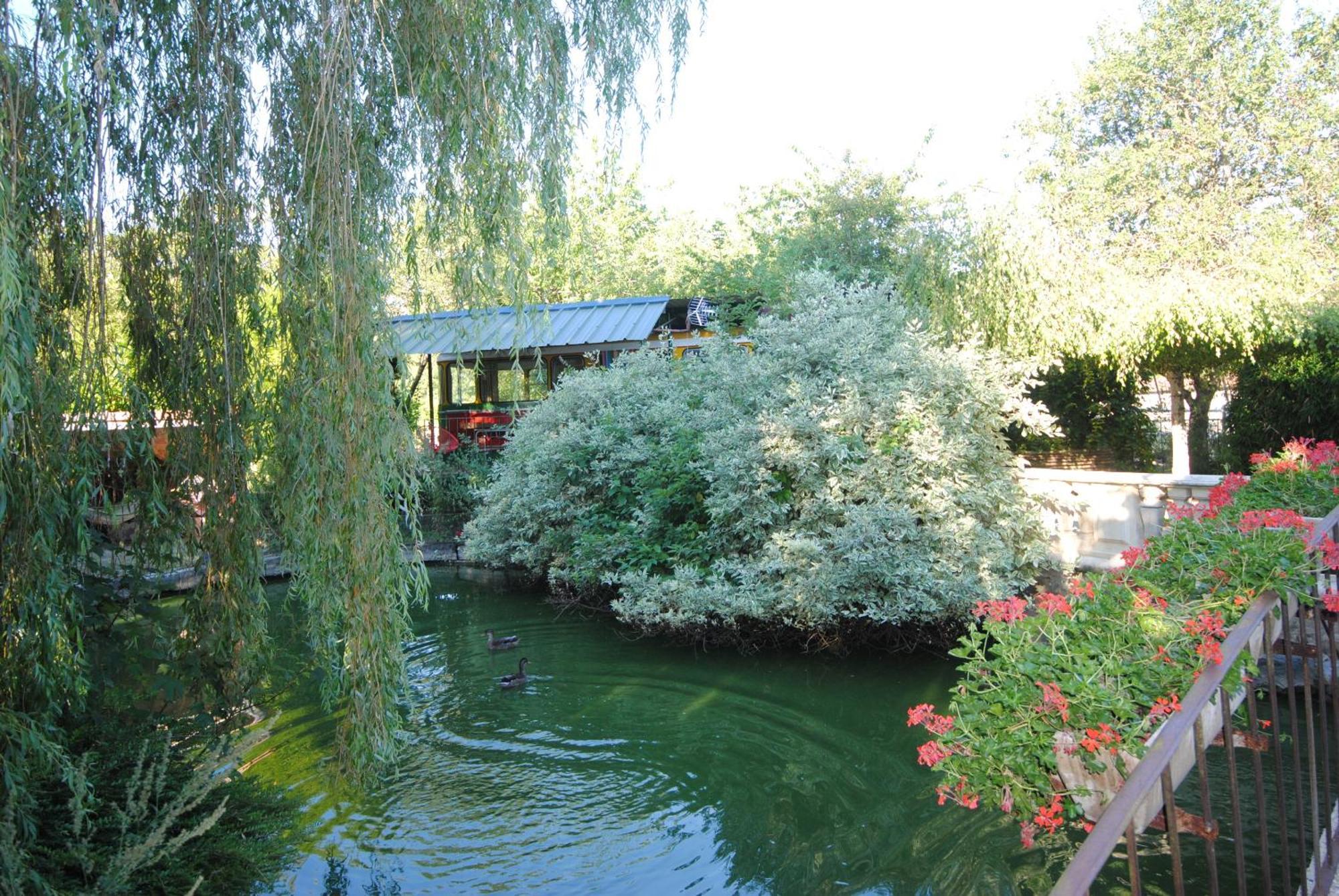 Les Insolites Du Grand Logis Marchais  Luaran gambar